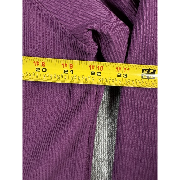 Athleta Henley Salutation Top 2X Pinot Plum Thumb Holes Snap Ribbed‎ Mock Neck - Picture 3 of 9